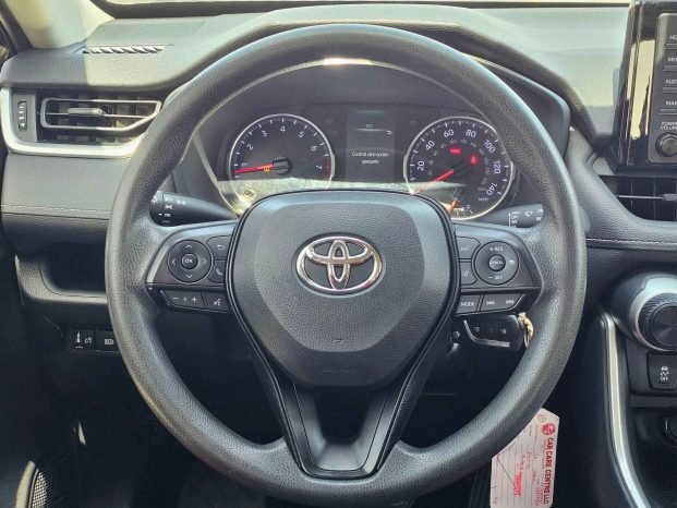 TOYOTA RAV4 Image 3