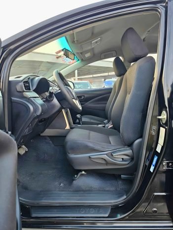 TOYOTA INNOVA Image 10