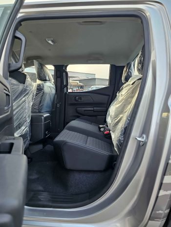 MITSUBISHI L200 Image 7