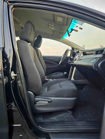 TOYOTA INNOVA Image 9