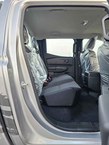 MITSUBISHI L200 Image 6
