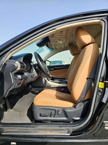 LEXUS IS300 Image 10