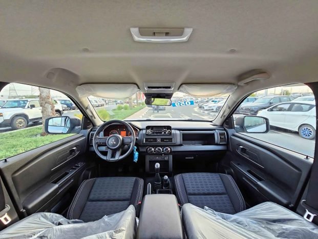 MITSUBISHI L200 Image 5