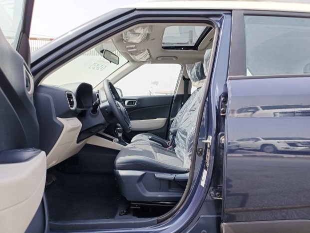 HYUNDAI VENUE Image 12