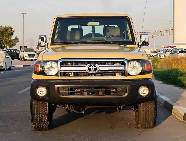 TOYOTA LAND CRUISER PICKUP Изображение 1