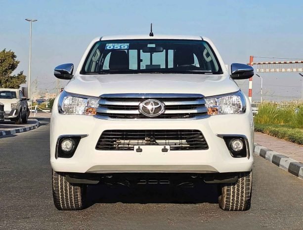 TOYOTA HILUX Image 1