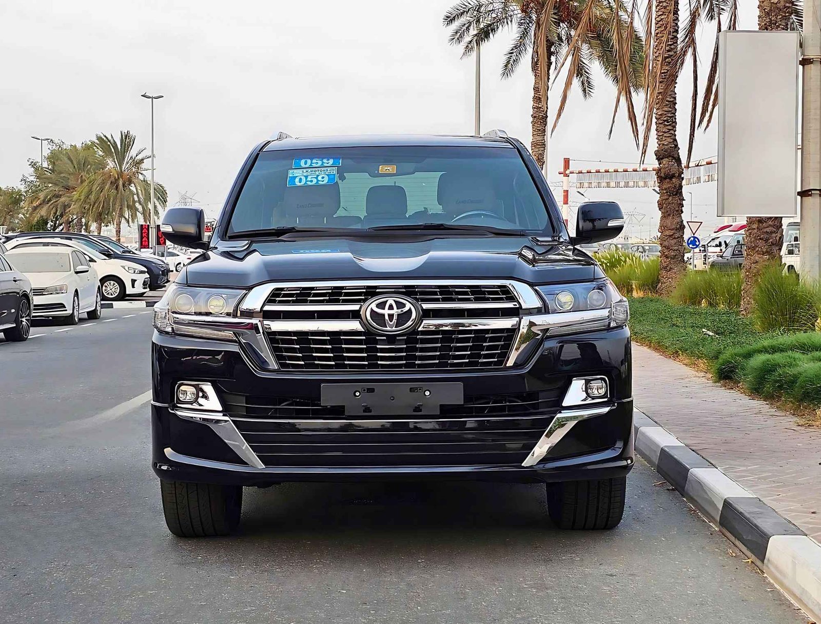 TOYOTA LANDCRUISER GXR 2017 PETROL V6 4.0L A/T