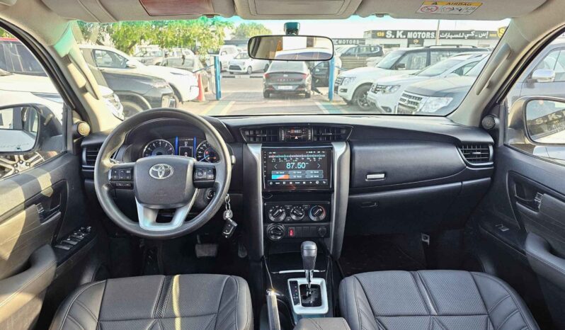 TOYOTA FORTUNER EXR 2019 PETROL V4 2.7L A/T full