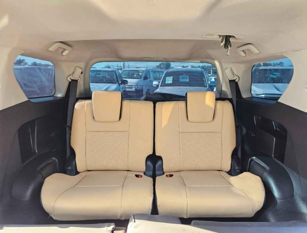 TOYOTA FORTUNER Image 3