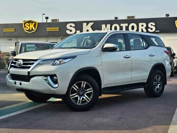 TOYOTA FORTUNER Image 15