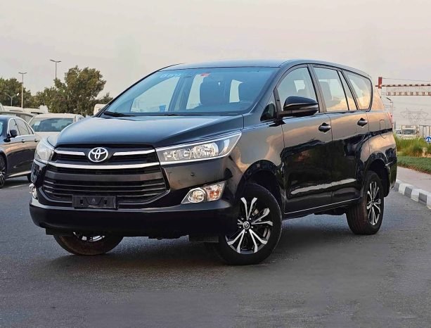 TOYOTA INNOVA Image 15