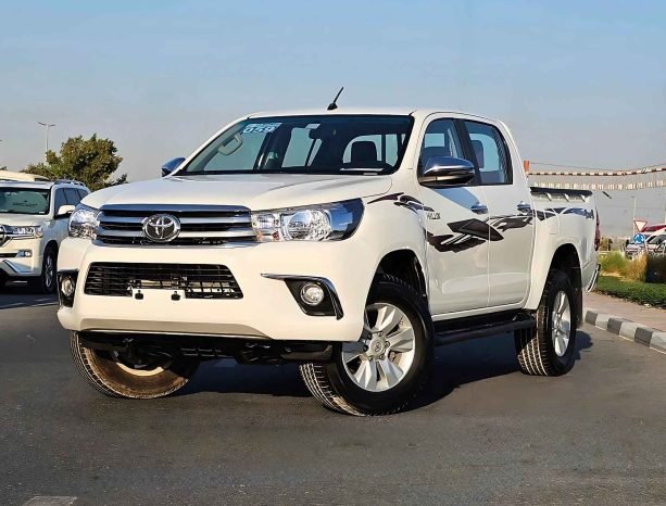 TOYOTA HILUX Image 12
