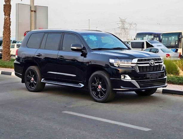 TOYOTA LANDCRUISER Image 2