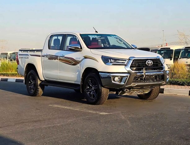 TOYOTA HILUX Image 12