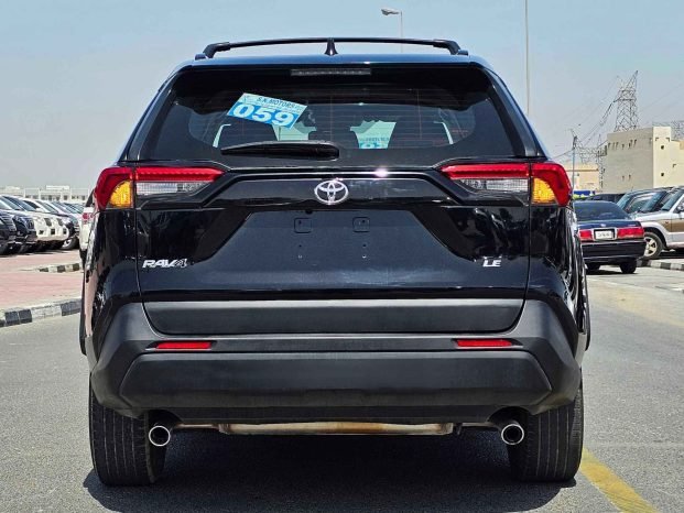 TOYOTA RAV4 Image 12