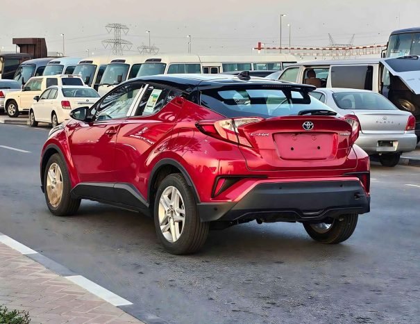 TOYOTA CH.R Image 12