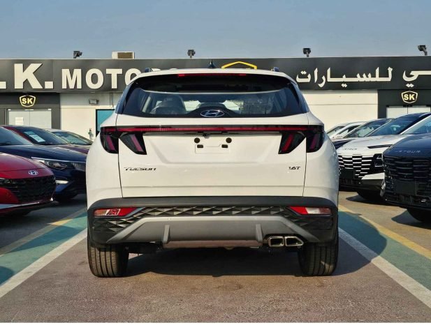 HYUNDAI TUCSON Image 16