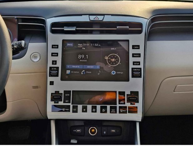 HYUNDAI TUCSON Image 5