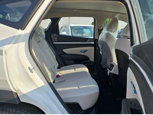 HYUNDAI TUCSON Image 10