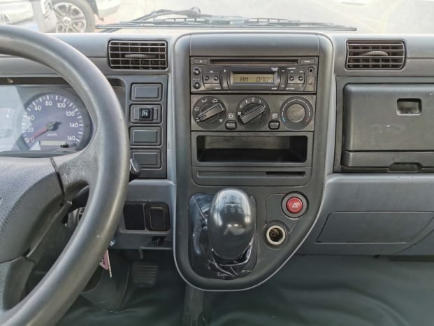 MITSUBISHI CANTER Image 3