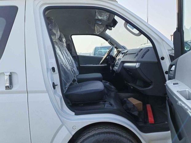 FOTON VIEW Image 9