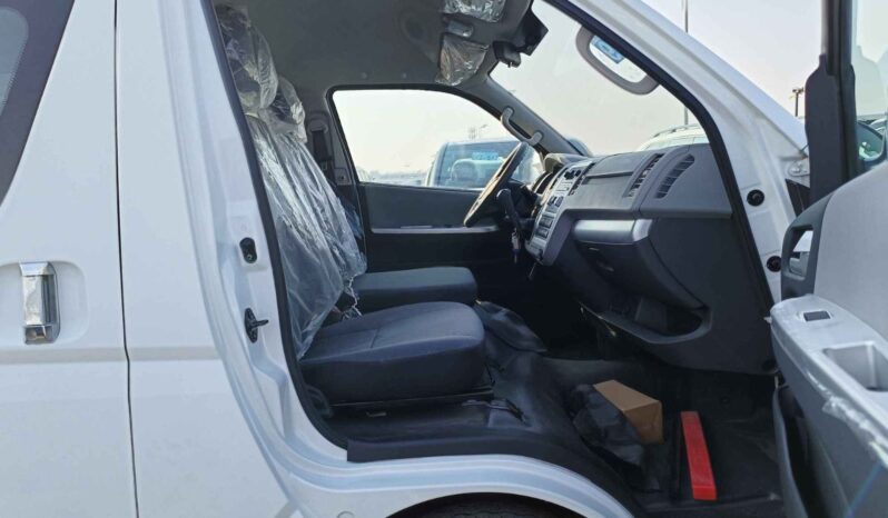 FOTON VAN VIEW 2020 PETROL V4 2.2L M/T full