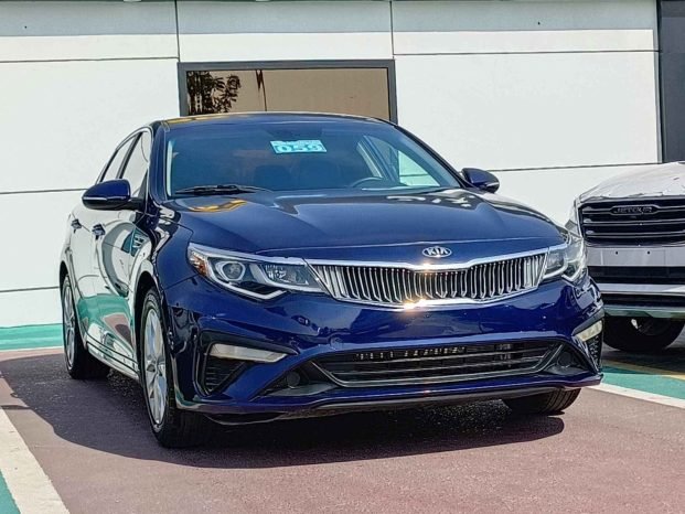 KIA OPTIMA Image 2