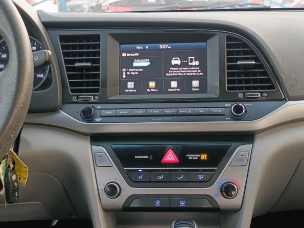 HYUNDAI ELANTRA Image 3