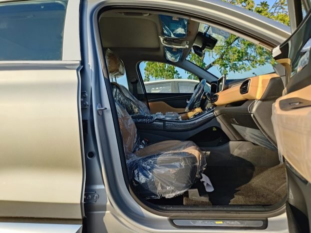 HYUNDAI SANTAFE Image 10