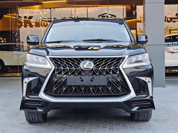LEXUS LX 570 Image 1