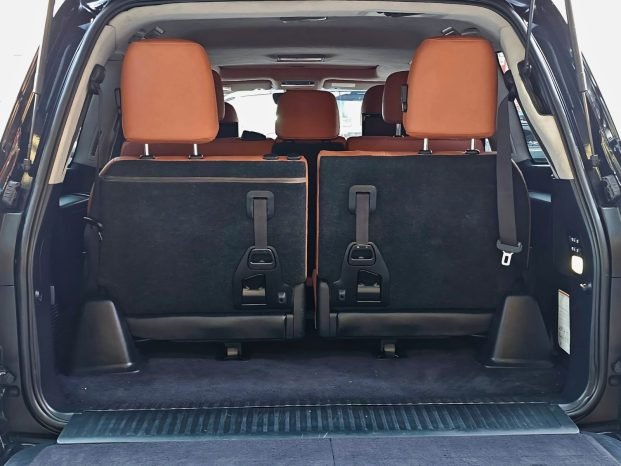LEXUS LX 570 Image 14