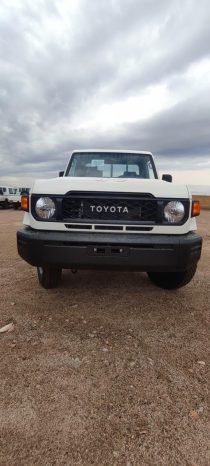 TOYOTA LAND CRUISER PICKUP Image 1