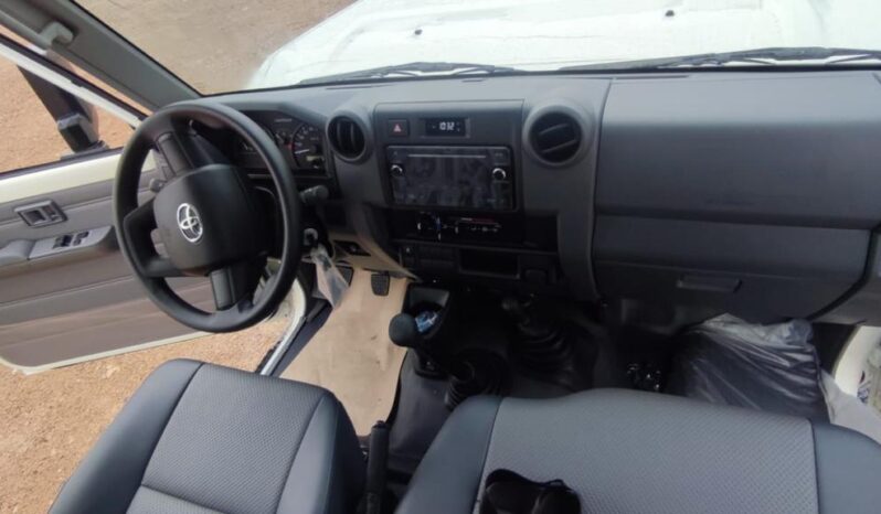 TOYOTA LANDCRUISER PICKUP SINGAL CABIN 2024 DIESEL V6 4.2L M/T full