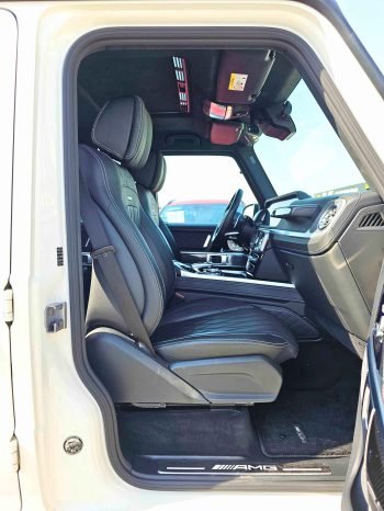 MERCEDES BENZ G63 Image 11