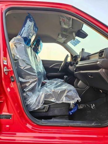SUZUKI SWIFT Image 7