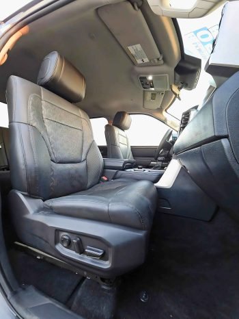 TOYOTA TUNDRA Image 5
