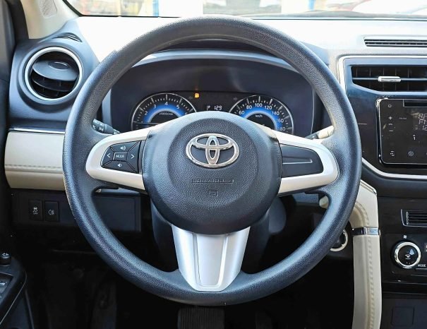 TOYOTA RUSH Image 4