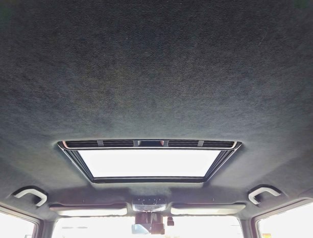 MERCEDES BENZ G63 Image 4