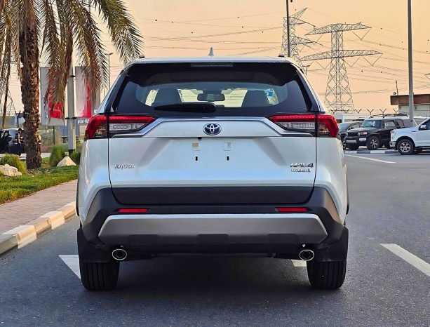 TOYOTA RAV4 Изображение 11