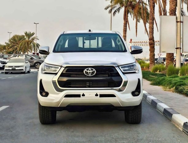 TOYOTA HILUX Image 1