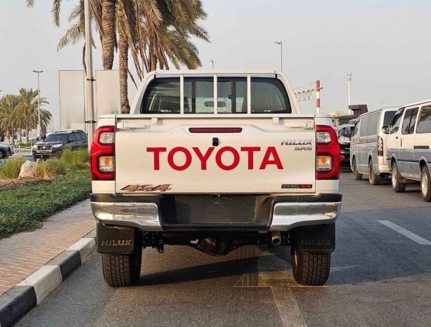 TOYOTA HILUX Image 12