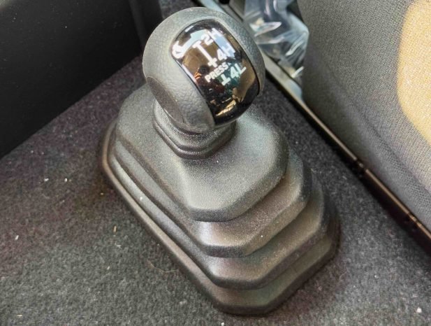 SUZUKI JIMNY Image 3