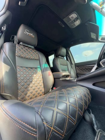 MITSUBISHI MONTERO Image 10