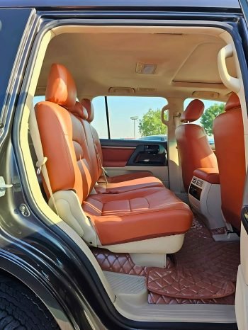 TOYOTA LANDCRUISER Image 12