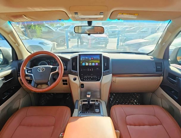 TOYOTA LANDCRUISER Изображение 10