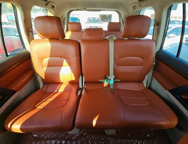 TOYOTA LANDCRUISER Image 7