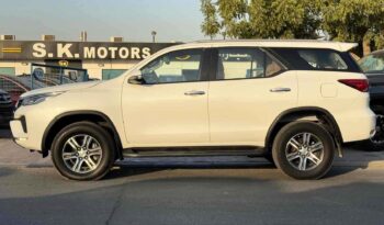 TOYOTA FORTUNER EXR 2021 PETROL V4 2.7L A/T full