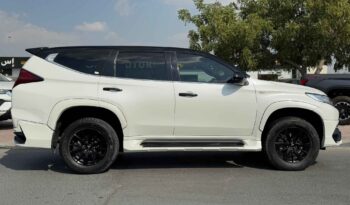 MITSUBISHI MONTERO SPORT SIGNATURE EDITION 2019 PETROL V6 3.0L A/T full