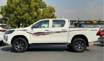 TOYOTA HILUX 2020 PETROL V4 2.7L A/T full