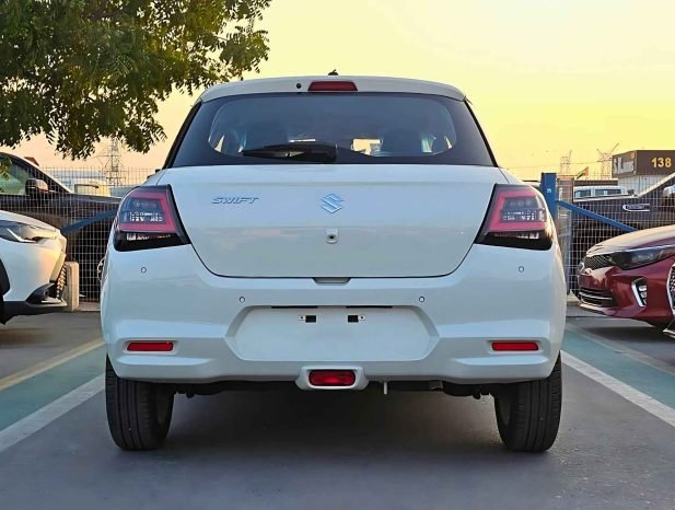 SUZUKI SWIFT Image 10